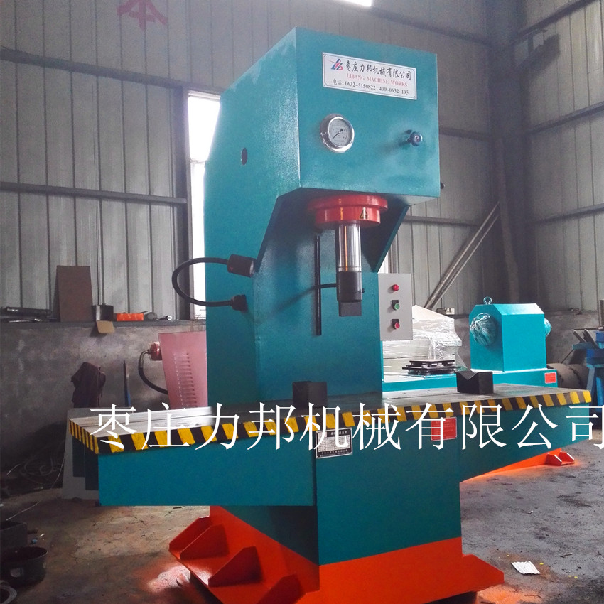 枣庄香蕉影视成人网站机械校直机实物正面展示